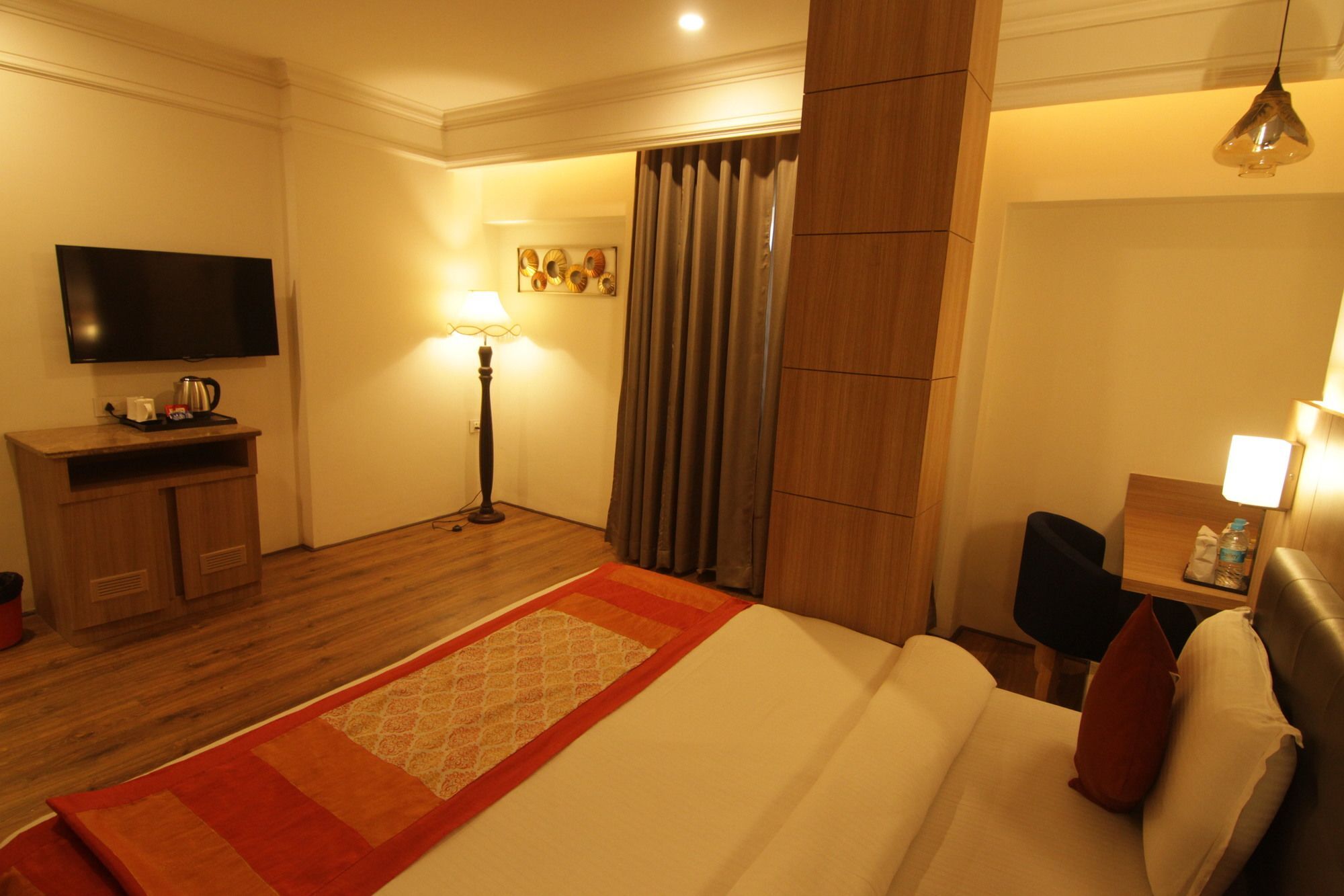 Oyo 2054 New Hotel Broadway Varanasi Exteriör bild