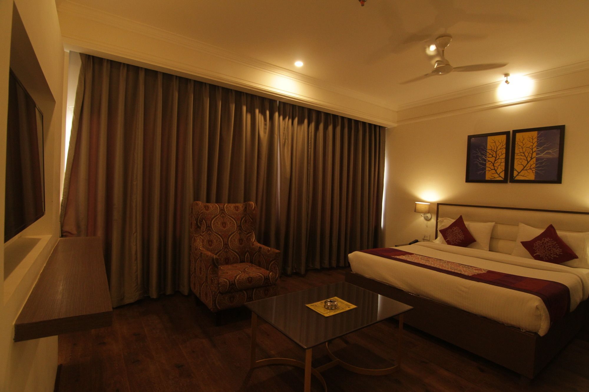 Oyo 2054 New Hotel Broadway Varanasi Exteriör bild
